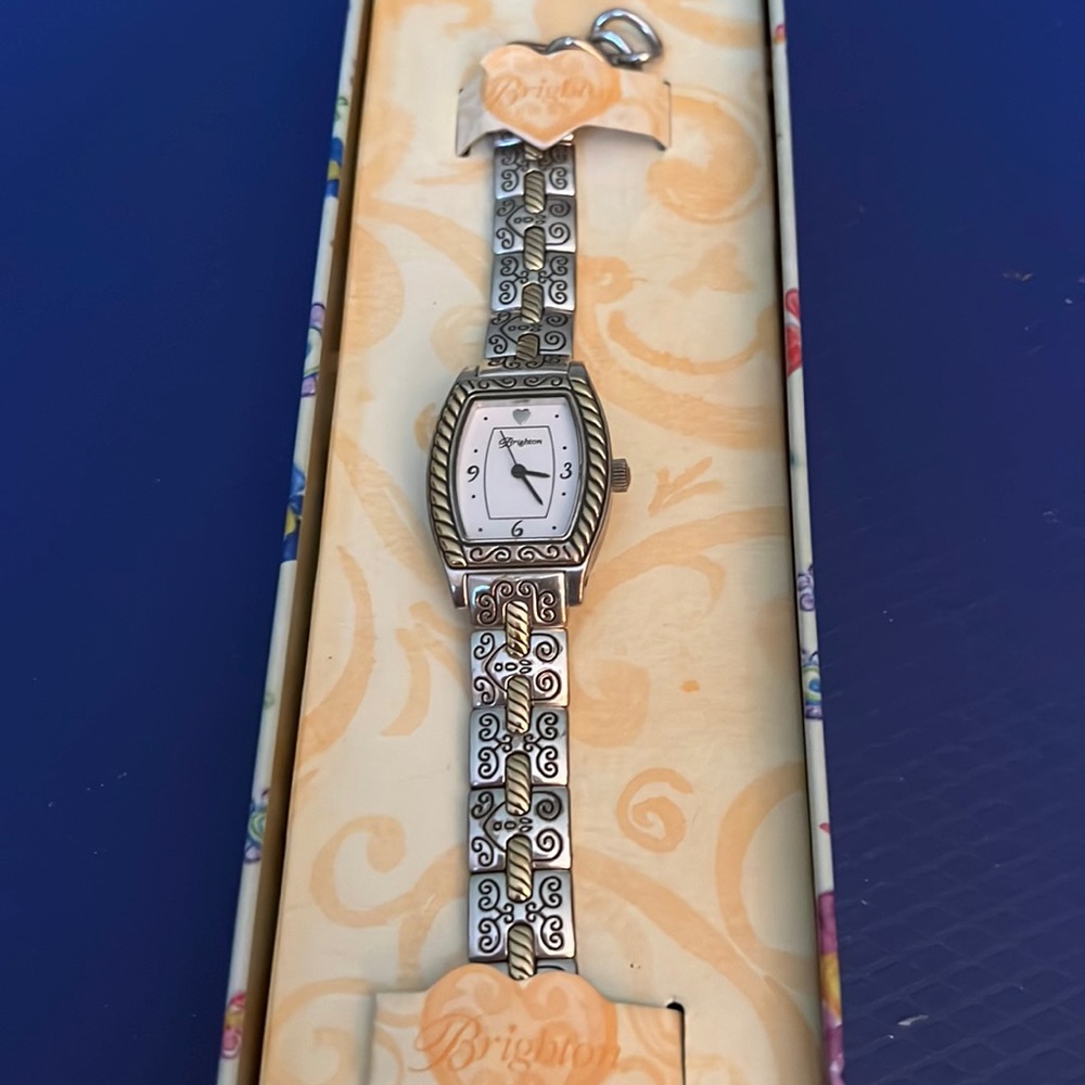 Brighton watch one size fits all. Never worn. Needs battery.